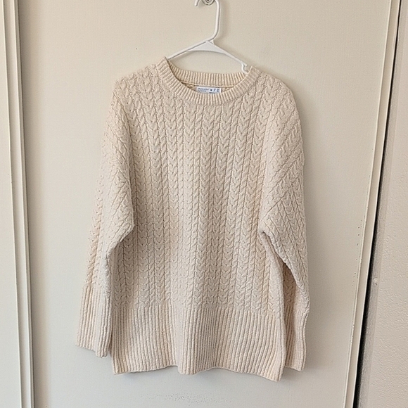 Primark Womens Medium Cable Knit Sweater Cream Boho Neutral Minimalist Classic - Picture 1 of 7